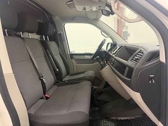 Volkswagen Transporter 24 of 24