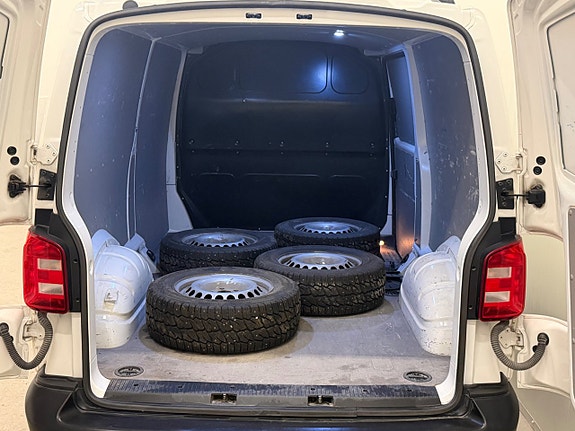 Volkswagen Transporter 14 of 24