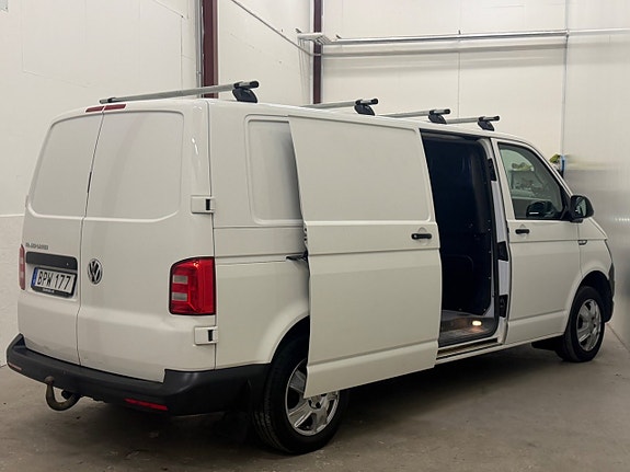 Volkswagen Transporter 6 of 24
