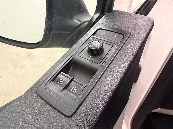 Volkswagen Transporter 17 of 24