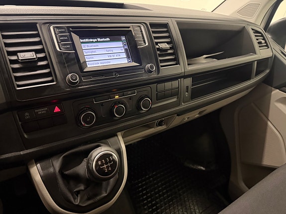 Volkswagen Transporter 22 of 24