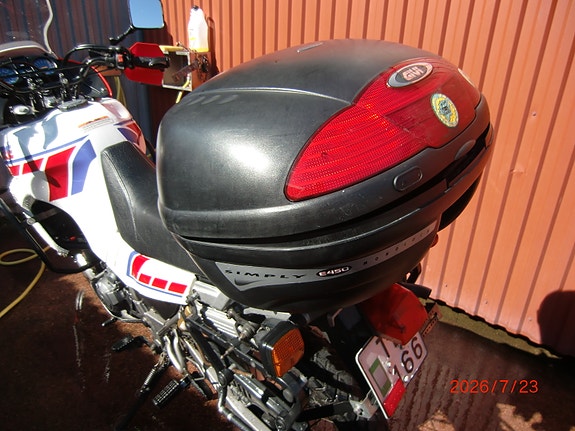 Yamaha XTZ660 Tenere 5 of 8