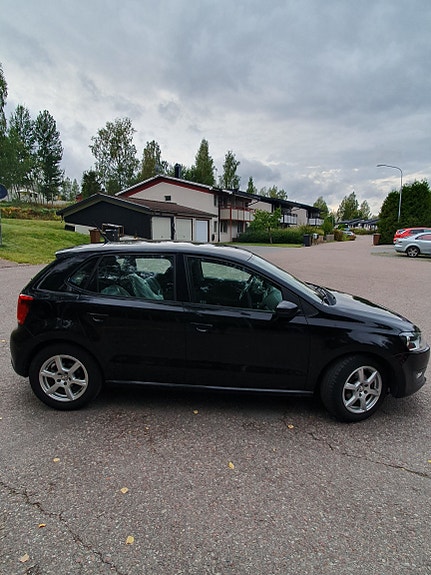 Volkswagen Polo 2 of 7