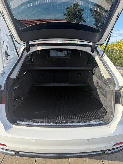 Audi A6 8 of 21