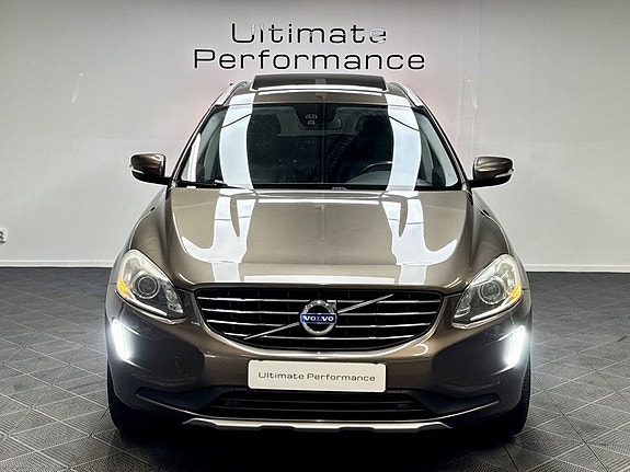 Volvo XC60 6 of 23