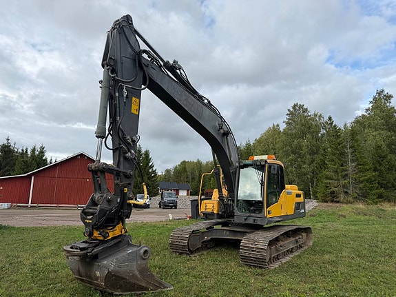 Grävmaskin Volvo Ec220dl Värmare Rototilt Sv-Såld Skopor 4 of 12