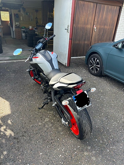 Yamaha MT-07 A2 5 of 8