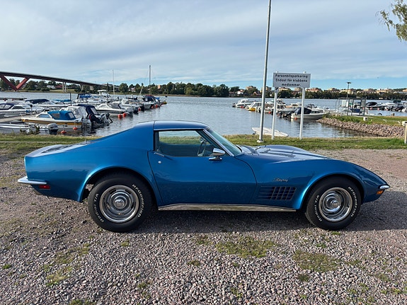 Chevrolet Corvette 5 of 8