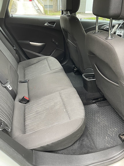Opel Astra 3 of 6