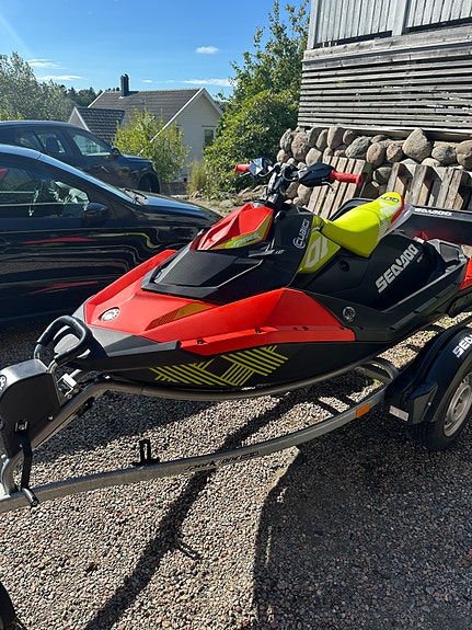 Seadoo spark trixx 2 of 6