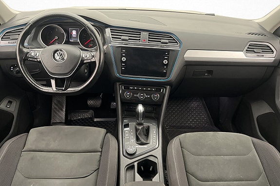 Volkswagen Tiguan 10 of 26