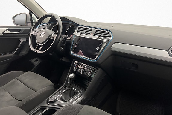 Volkswagen Tiguan 9 of 26