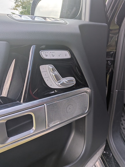 Mercedes-Benz G400 d 3 of 6