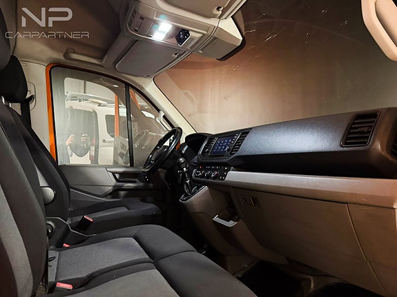 Volkswagen Crafter 8 of 25