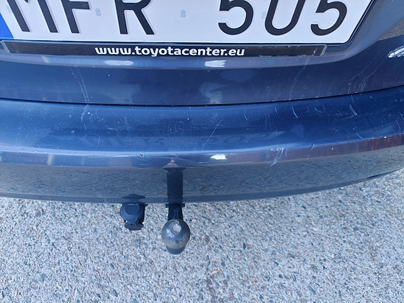 Toyota Avensis 9 of 9