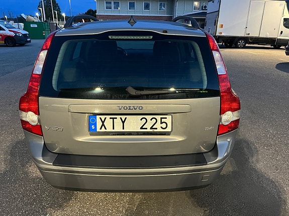 Volvo V50 7 of 26