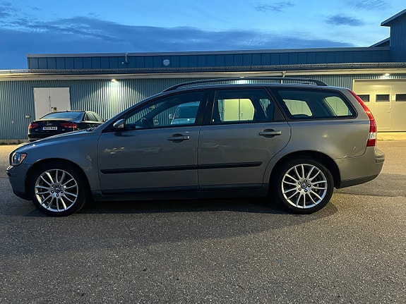 Volvo V50 9 of 26