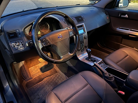 Volvo V50 12 of 26