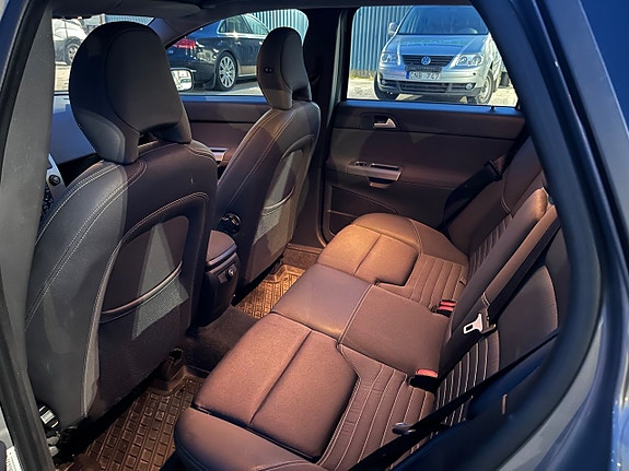 Volvo V50 18 of 26