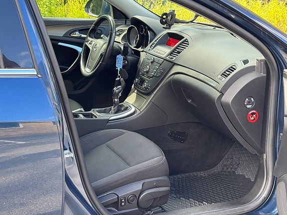 Opel Insignia 14 of 17