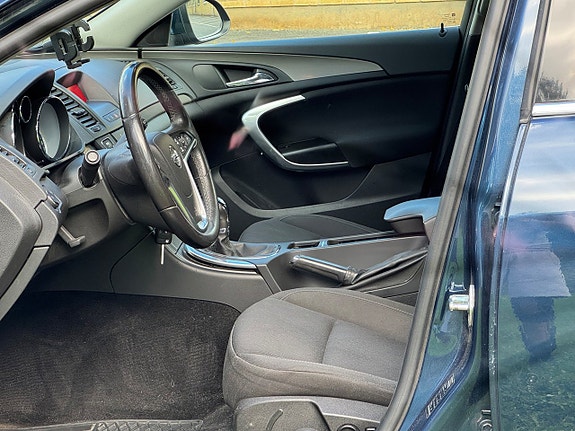 Opel Insignia 13 of 17