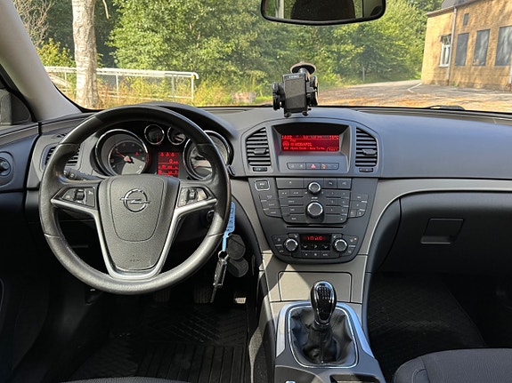 Opel Insignia 16 of 17