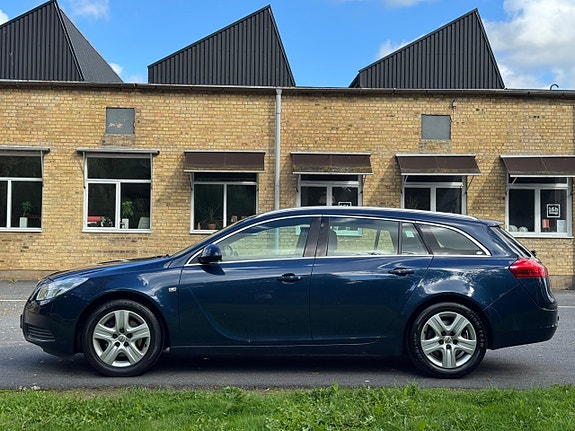 Opel Insignia 10 of 17