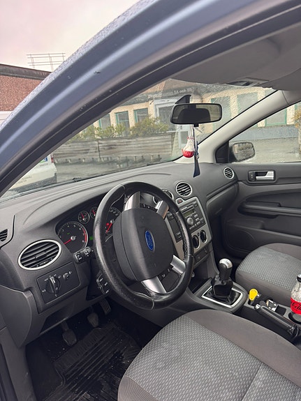 Ford Focus 6 of 9