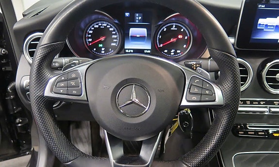 Mercedes-Benz GLC220 d 12 of 14