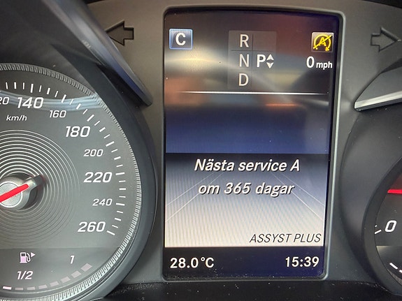 Mercedes-Benz GLC220 d 2 of 14