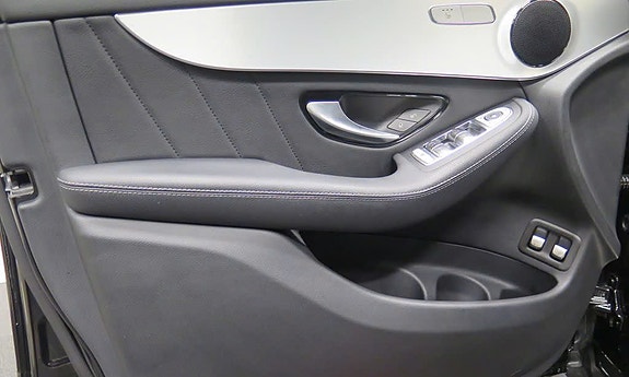 Mercedes-Benz GLC220 d 14 of 14