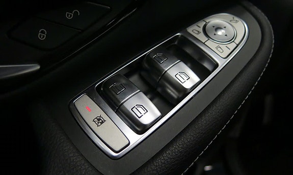 Mercedes-Benz GLC220 d 13 of 14