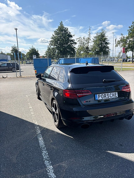 Audi RS3 3 of 9