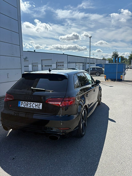Audi RS3 8 of 9