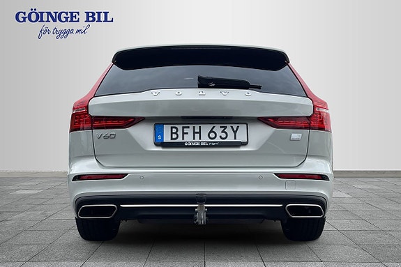 Volvo V60 7 of 18