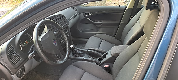 Saab 9-3 4 of 6