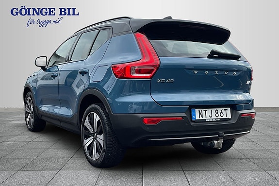 Volvo XC40 6 of 18