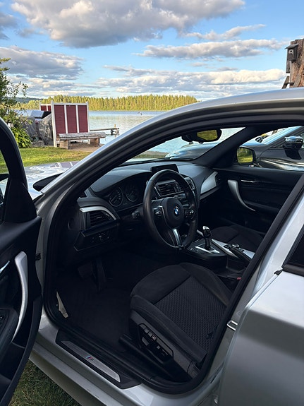 BMW 120d 6 of 9