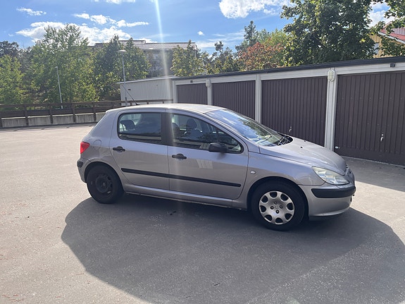 Peugeot 307 3 of 7