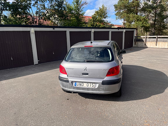 Peugeot 307 4 of 7