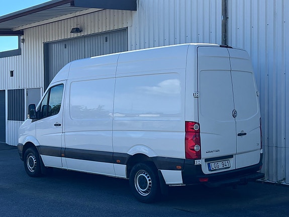 Volkswagen Crafter 35 2 of 16