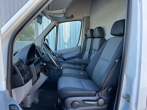 Volkswagen Crafter 35 8 of 16