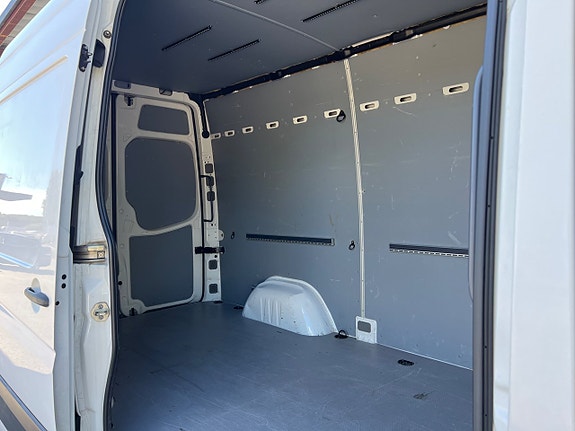 Volkswagen Crafter 35 13 of 16