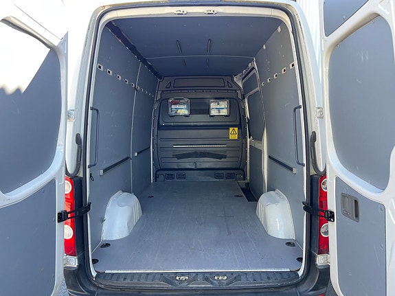 Volkswagen Crafter 35 11 of 16