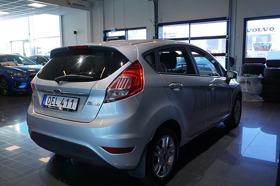 Ford Fiesta 7 of 13