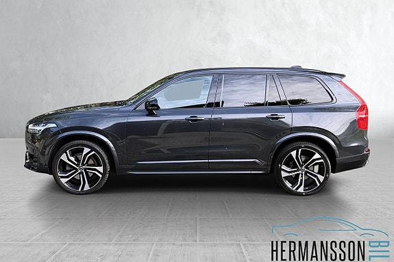 Volvo XC90 5 of 30