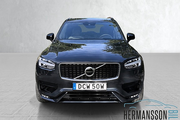Volvo XC90 30 of 30