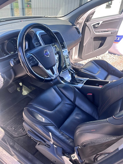 Volvo XC60 6 of 6