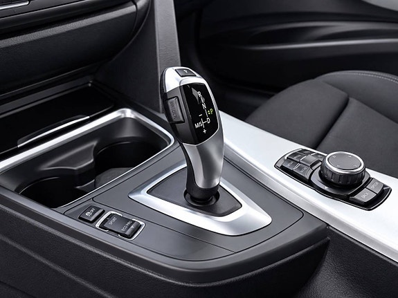 BMW 320d 8 of 9