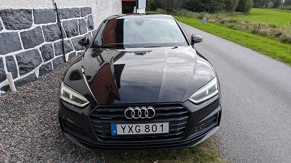 Audi A5 3 of 19